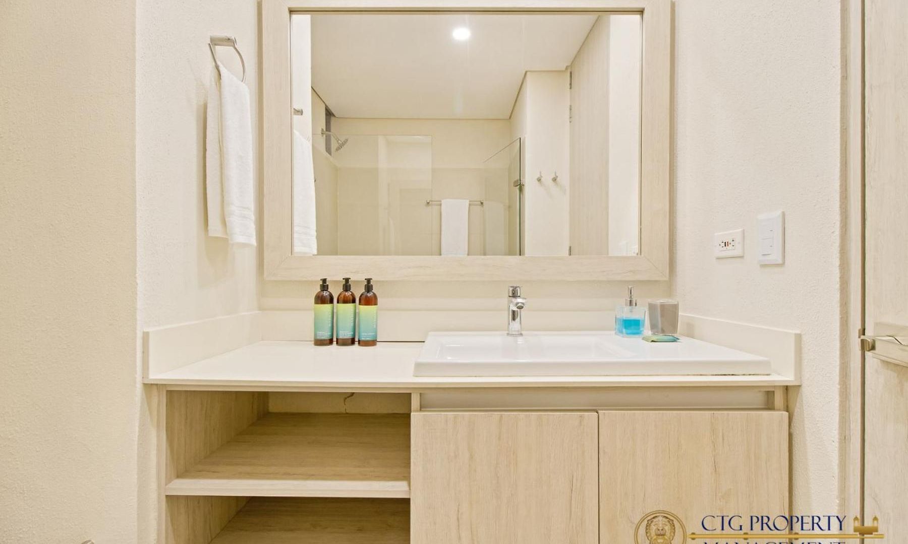 Martinique Cartagena, Beautiful 1 & 2 Bedroom * Cartagena